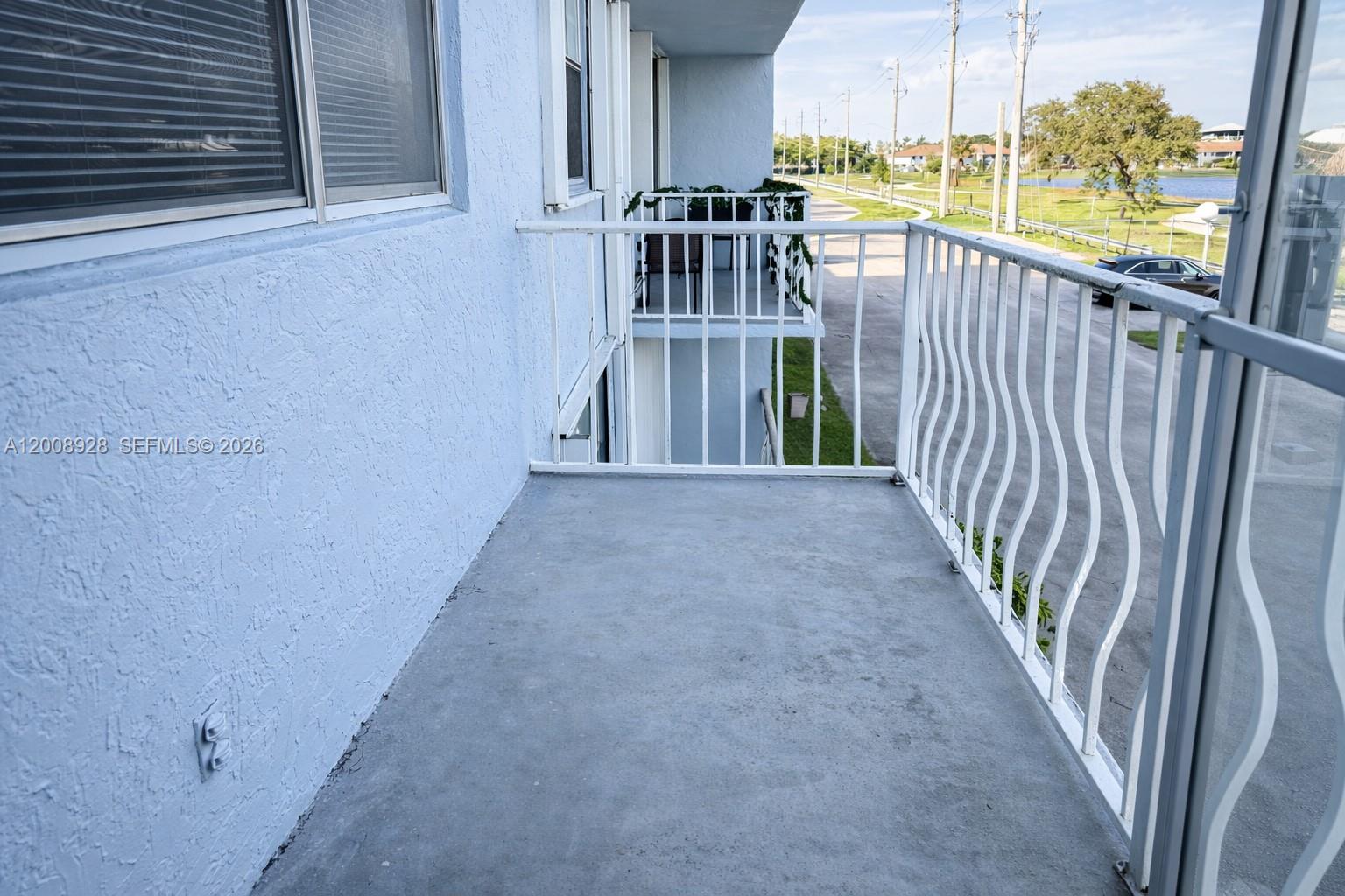 BREAKWATERS OF THE PALM B - Residential