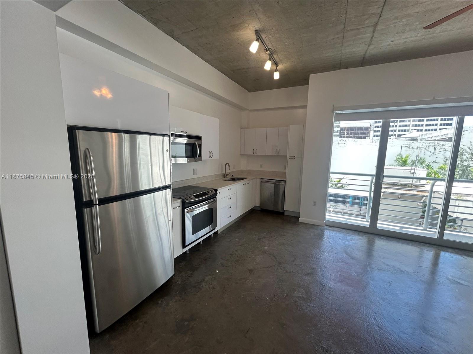 133 NE 2nd Ave 510