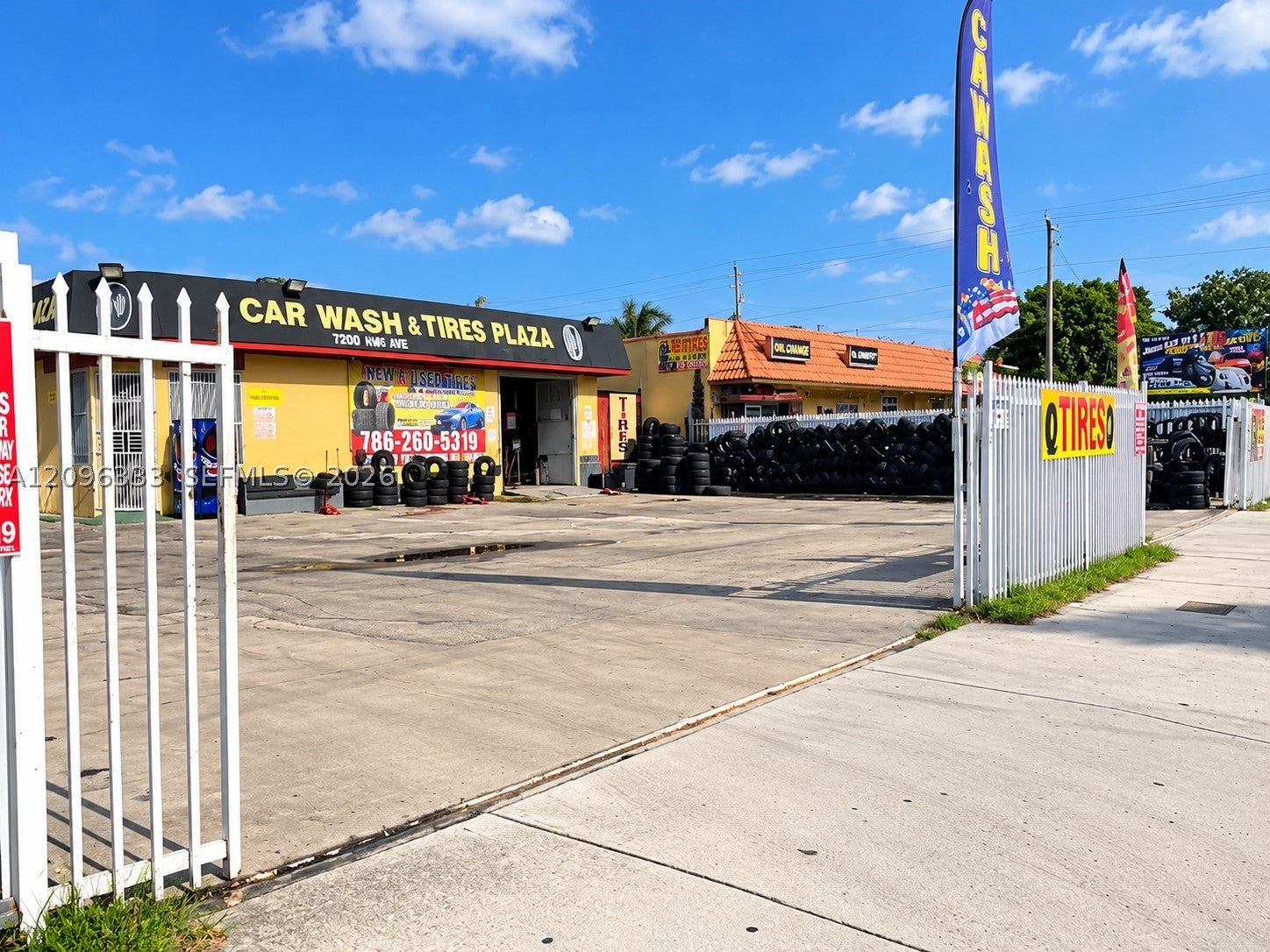 11700 NW 7th Ave
