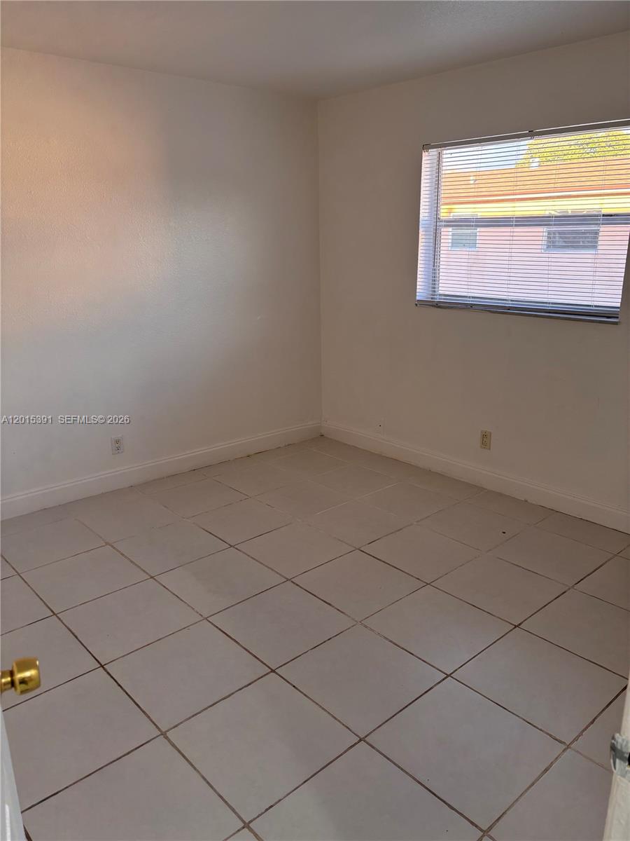 ELMVALE CONDO - Residential