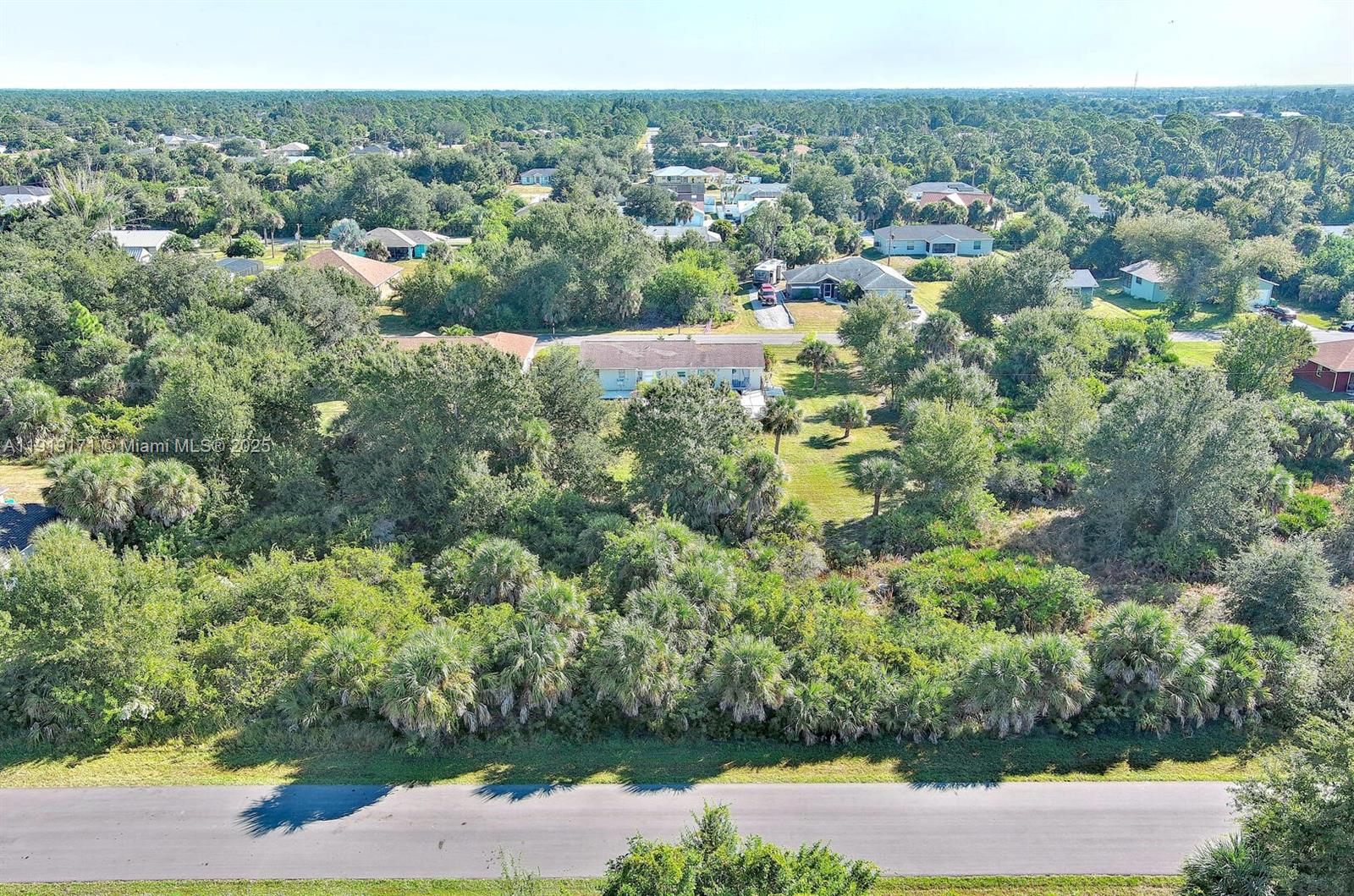 PORT CHARLOTTE - Land