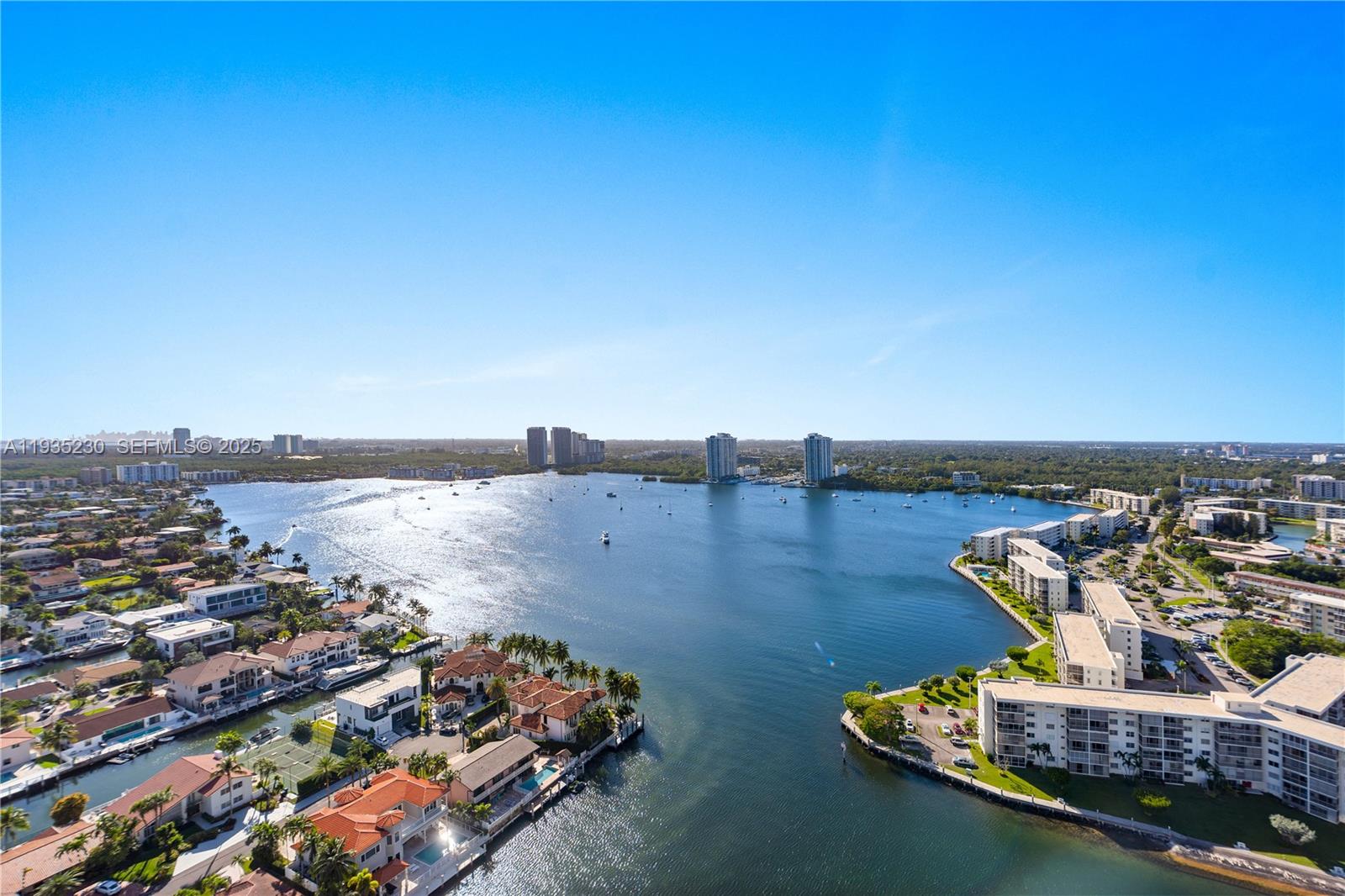 1000 ISL BLVD WILLIAMS IS - Residential