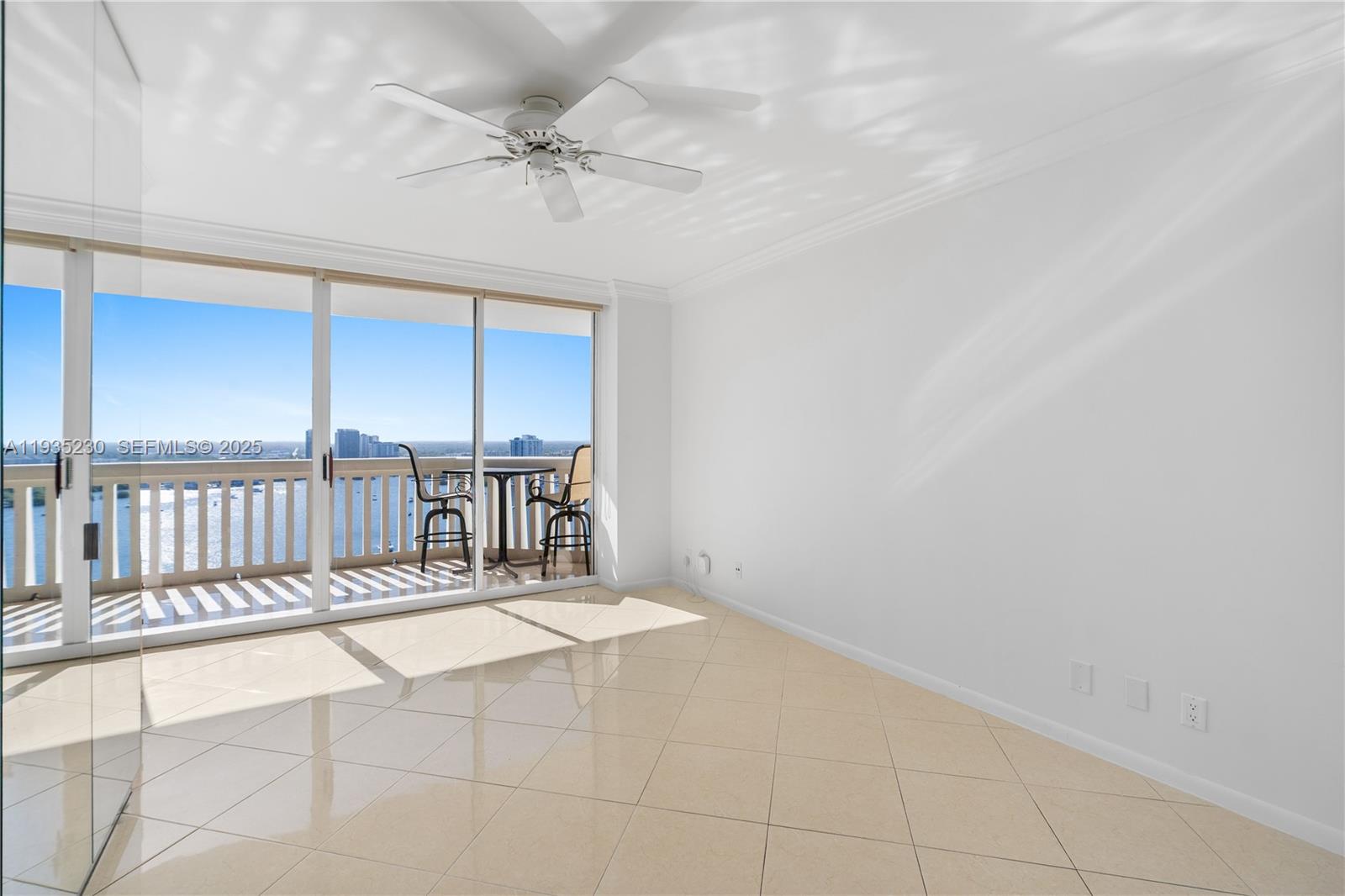 1000 ISL BLVD WILLIAMS IS - Residential