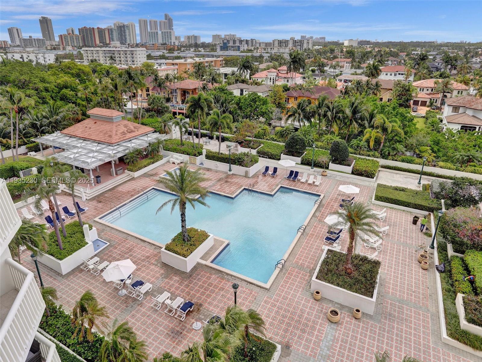 1000 ISL BLVD WILLIAMS IS - Residential