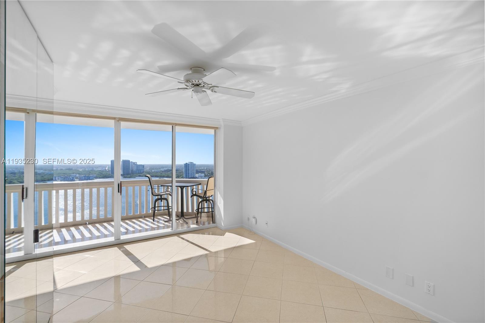 1000 ISL BLVD WILLIAMS IS - Residential