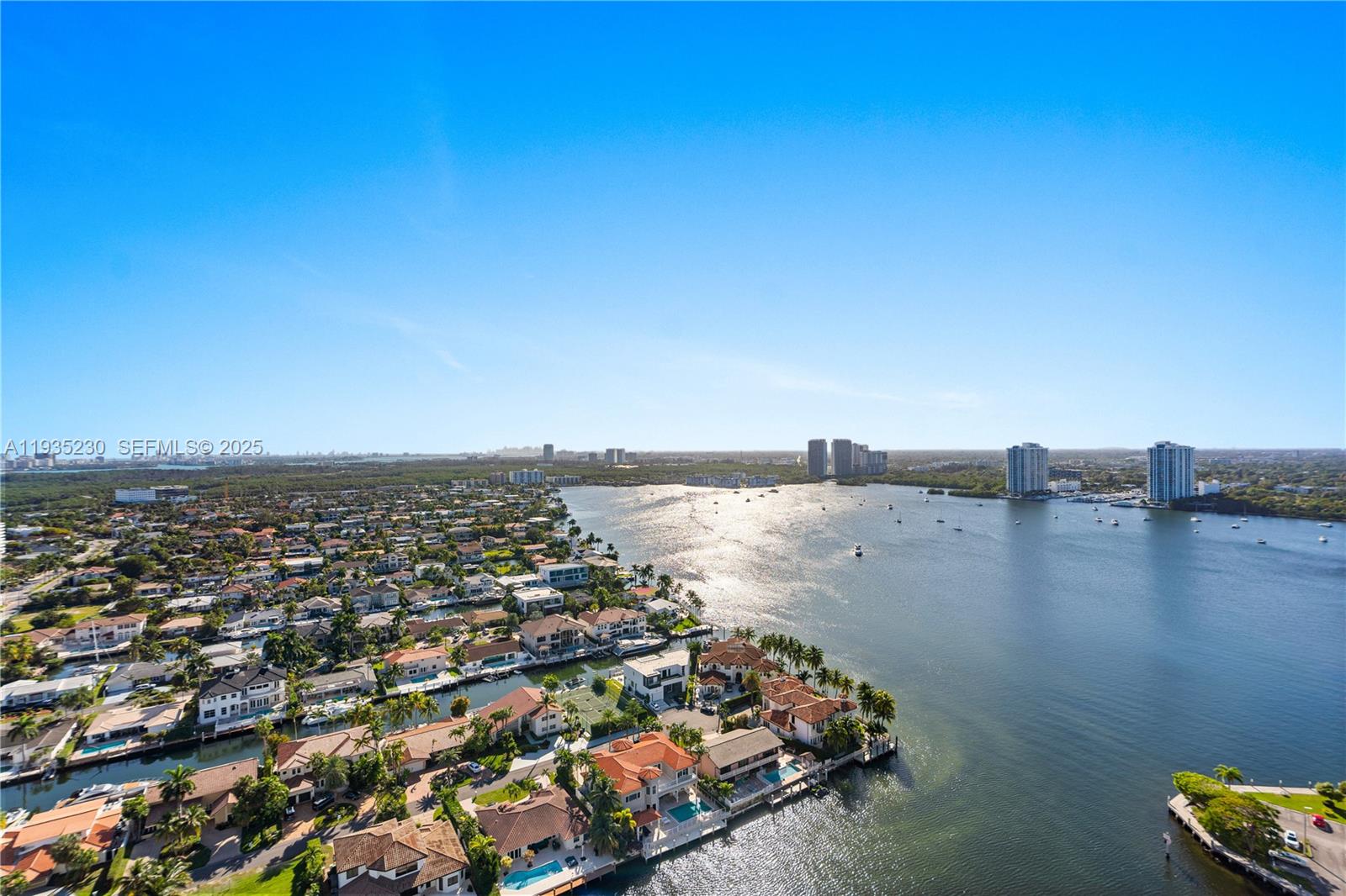 1000 ISL BLVD WILLIAMS IS - Residential