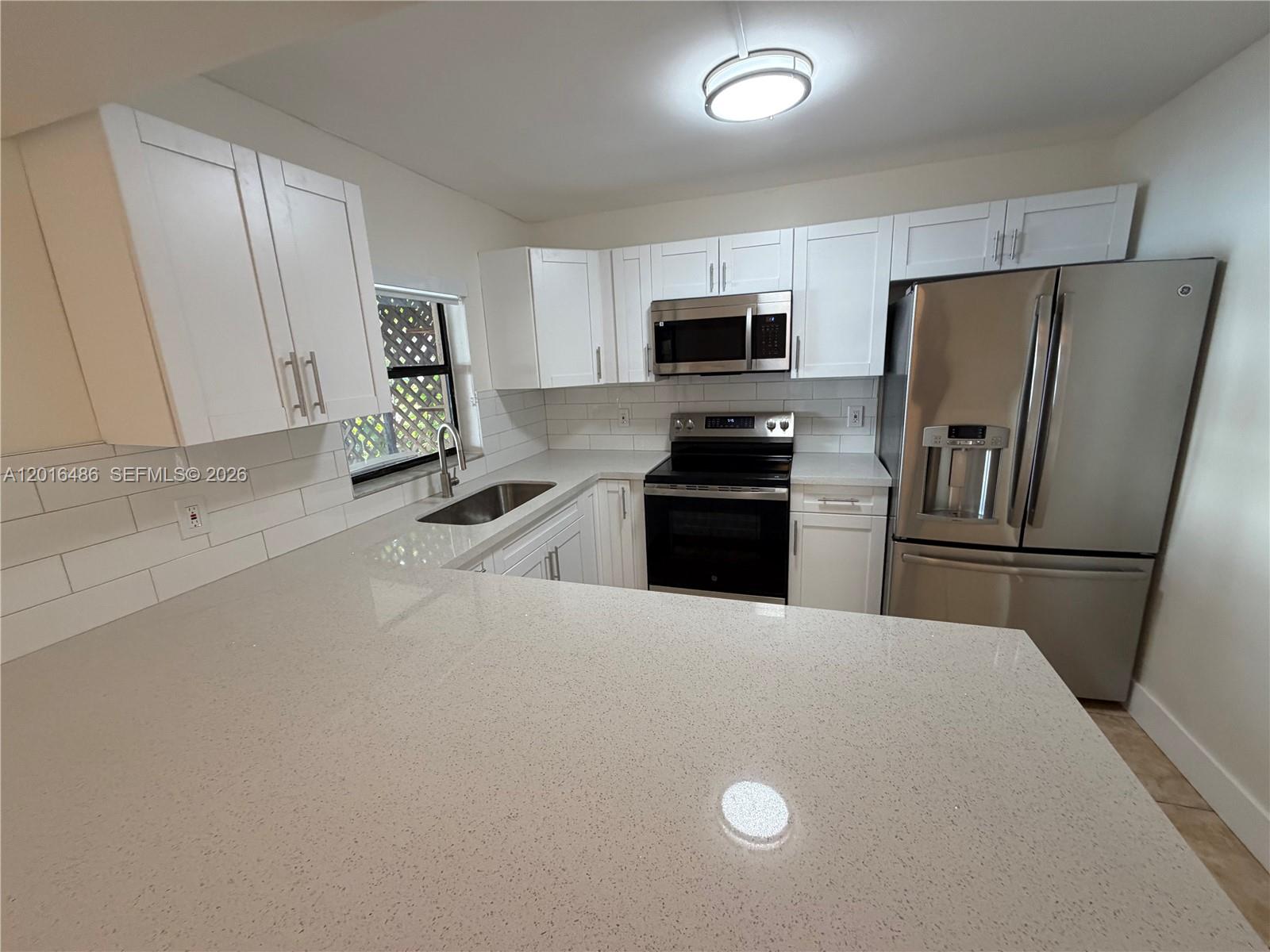 6640 W 24th Ct 25-106