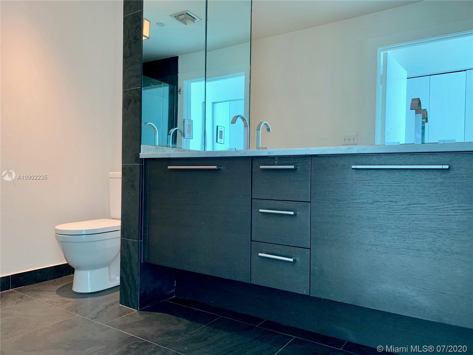 900 BISCAYNE BAY CONDO - Residential Lease