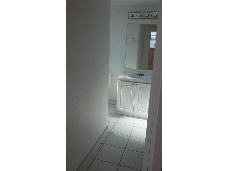 CONDADO REAL - Residential Lease