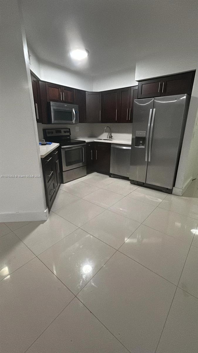 beautifully maintained 2-bedroom, 2-bath condo in the heart of Doral! This home offers a spacious layout with a modern kitchen featuring stainless steel appliances, plenty of cabinet space, and a convenient in-unit washer and dryer. Enjoy the comfort of having water included in your rent, plus access to resort-style community amenities including a sparkling pool, tennis courts, and lush green spaces. Perfectly located near shopping centers, parks, and top-rated schools, this condo combines convenience and comfort. Whether you’re looking to relax at home or explore all that Doral has to offer, this property is the ideal place to call home.