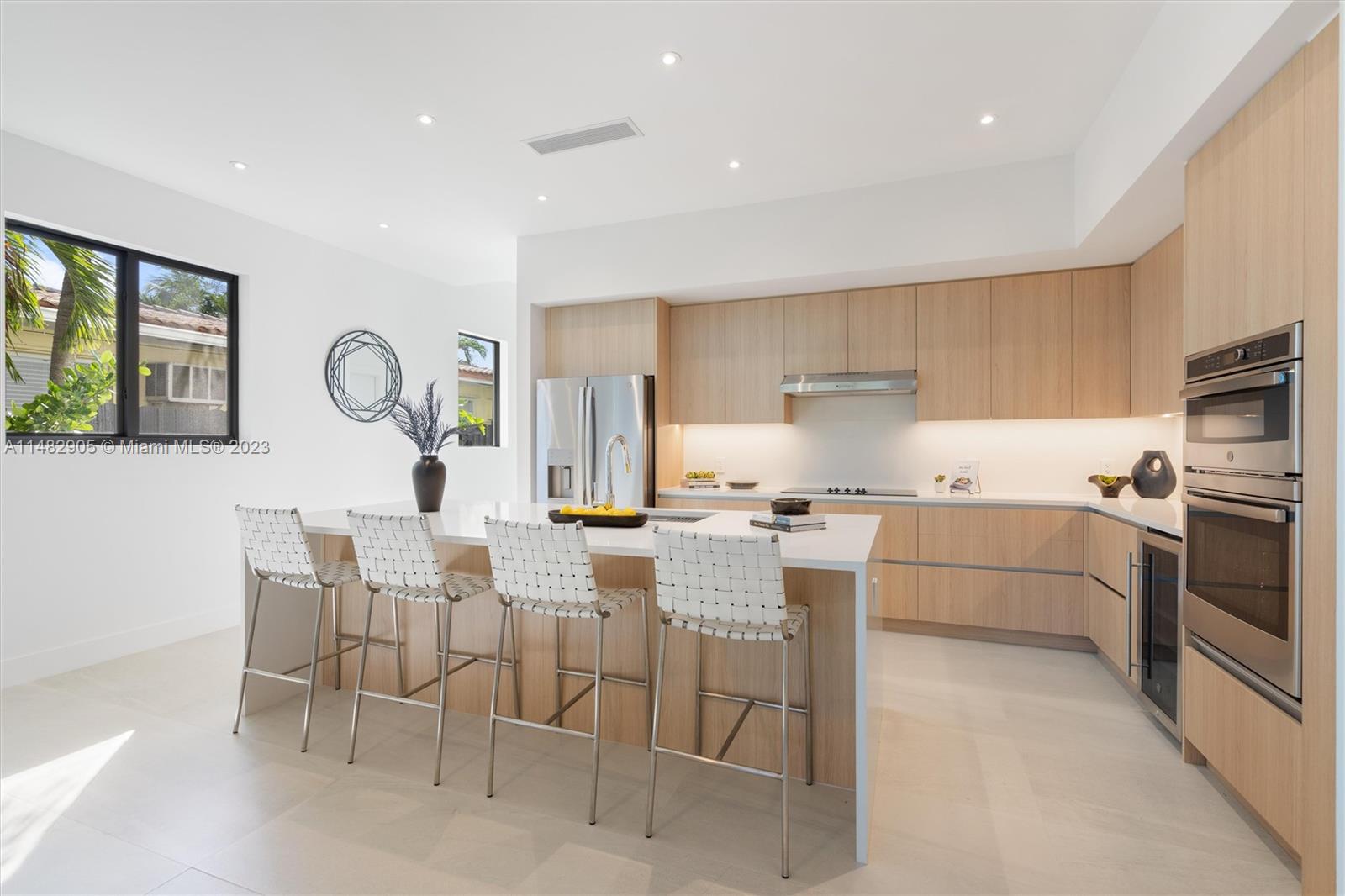 SOUTH BAY ESTATES - Residential