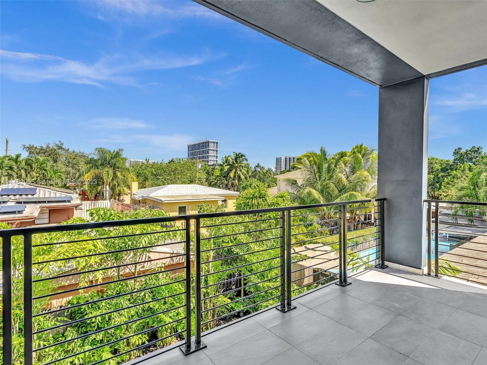 SOUTH BAY ESTATES - Residential