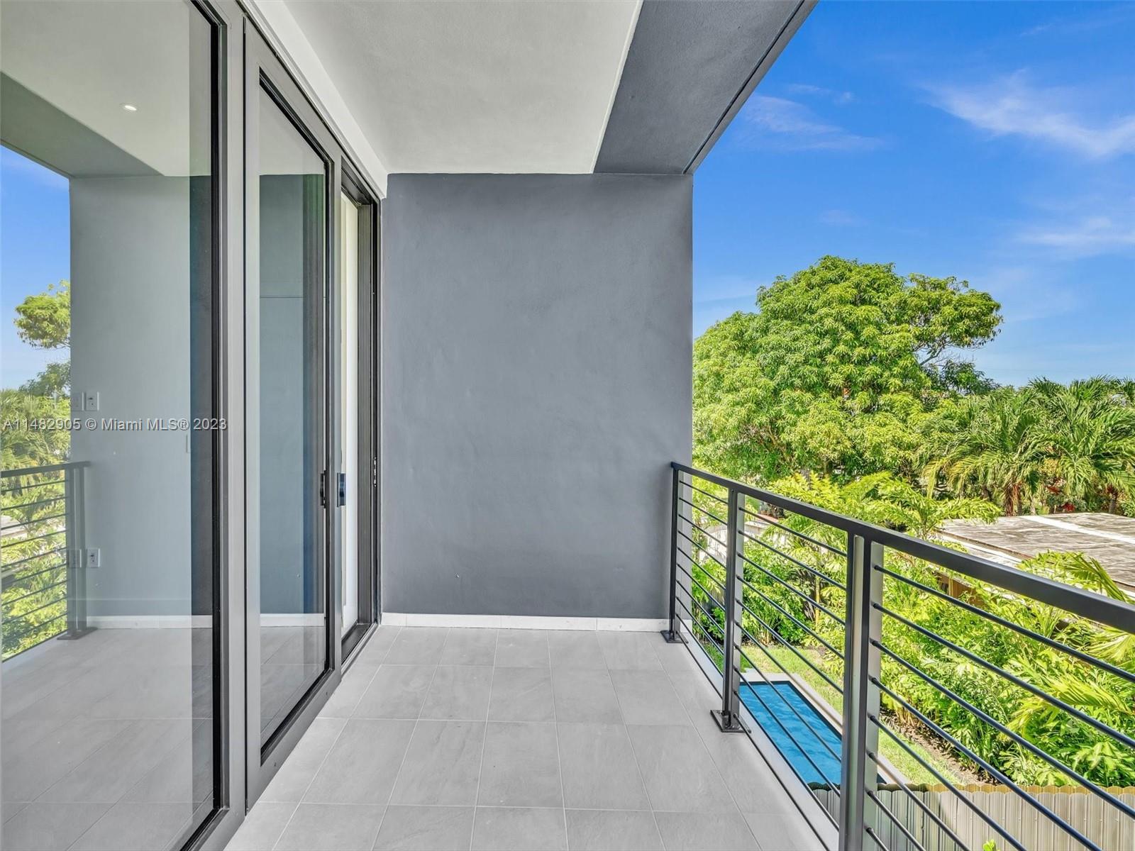SOUTH BAY ESTATES - Residential