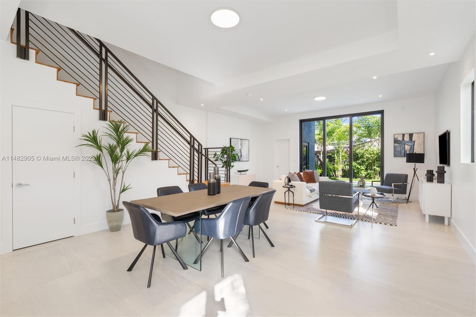SOUTH BAY ESTATES - Residential