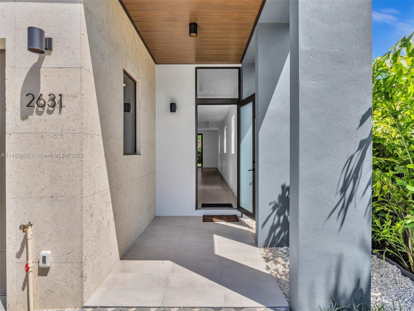 SOUTH BAY ESTATES - Residential