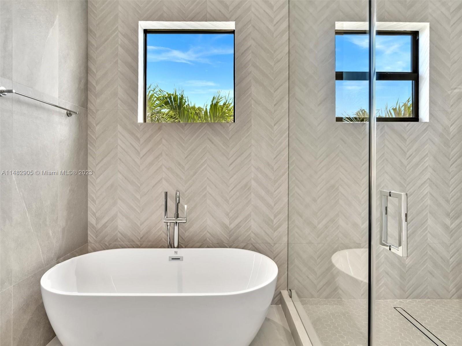 SOUTH BAY ESTATES - Residential