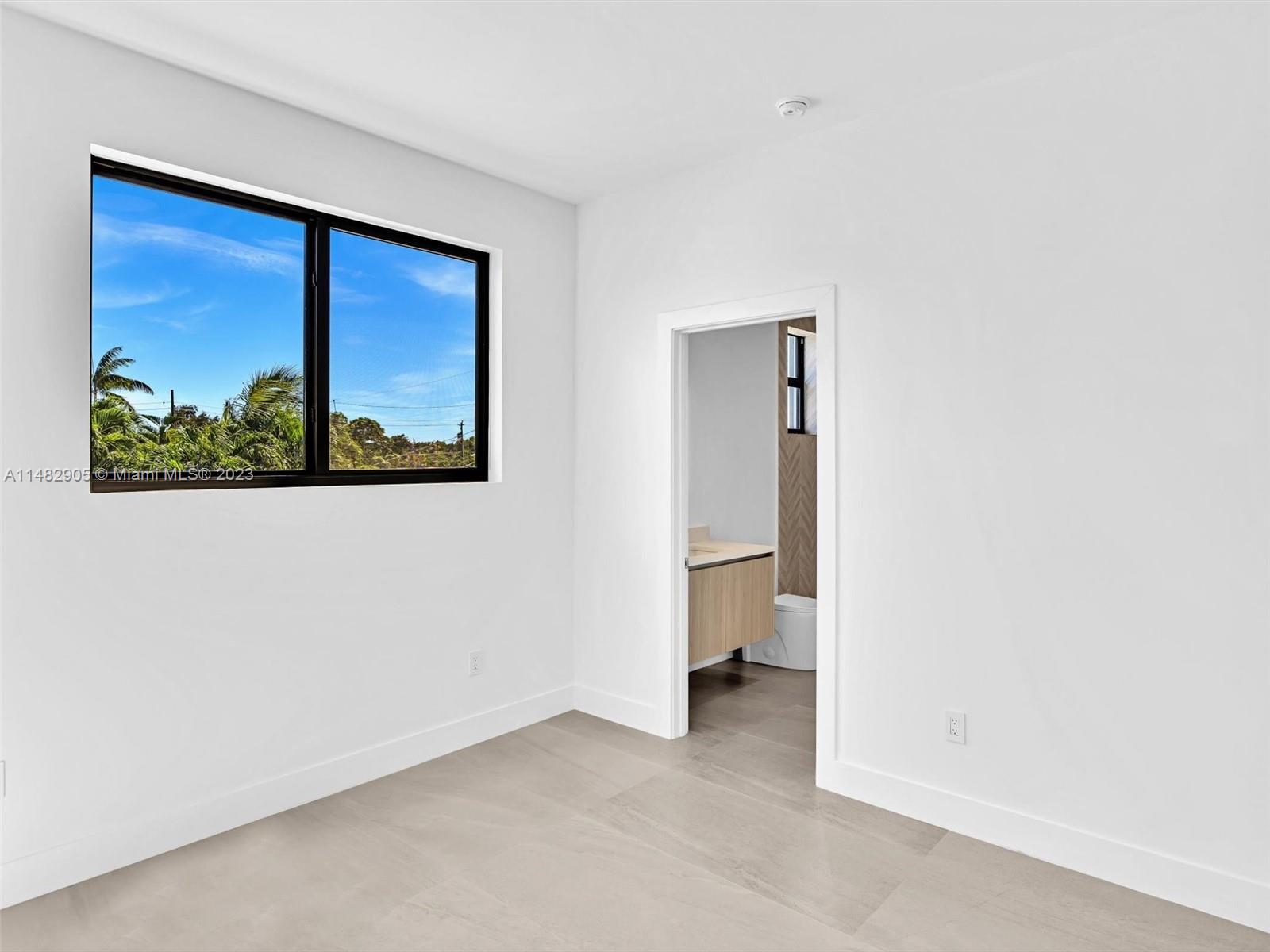 SOUTH BAY ESTATES - Residential