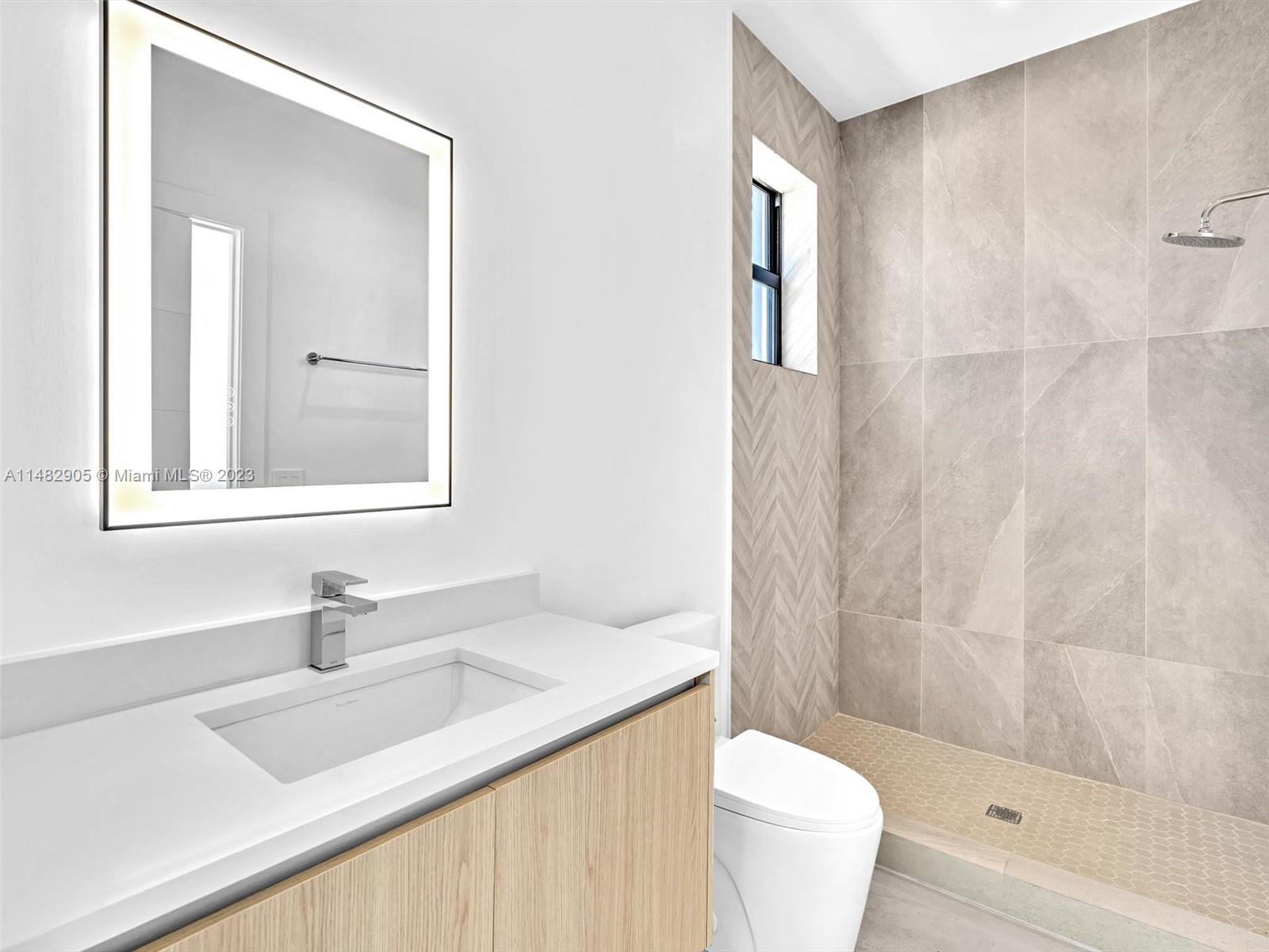 SOUTH BAY ESTATES - Residential