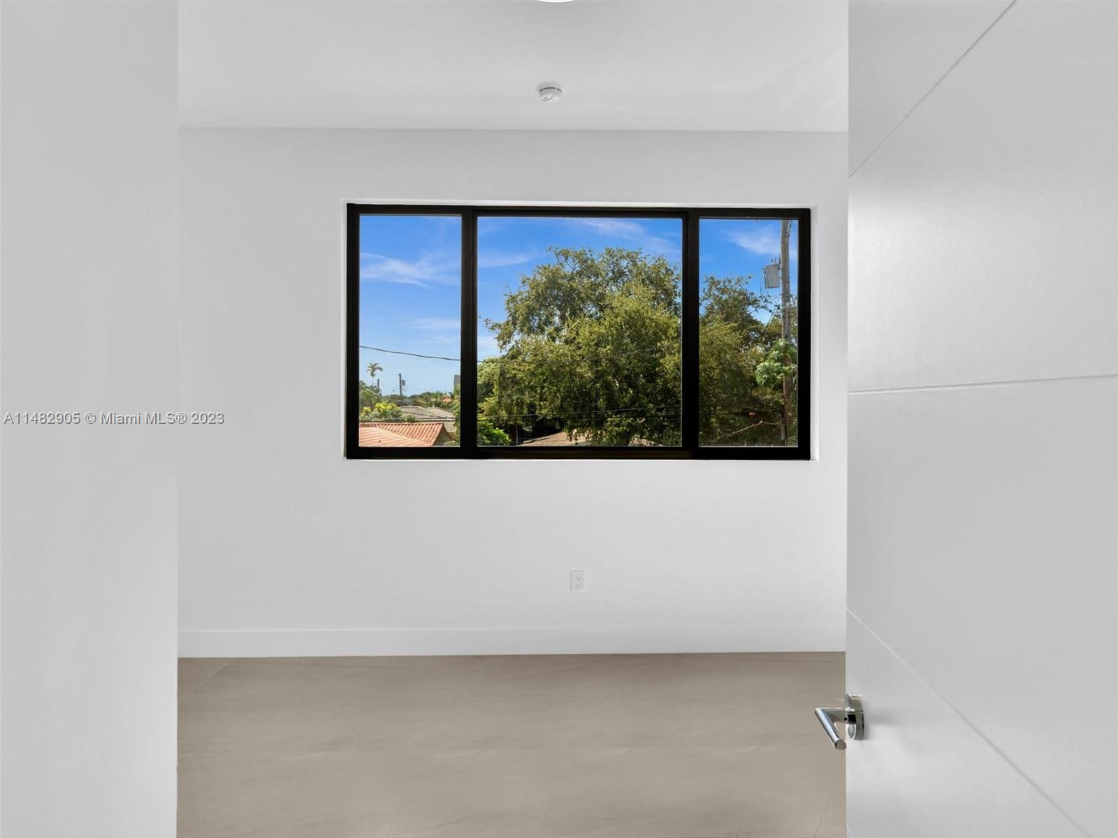 SOUTH BAY ESTATES - Residential