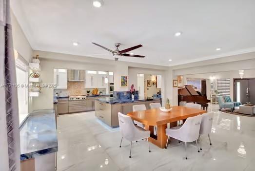 GREYKNOLL ESTATES - Residential