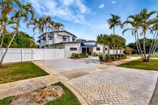 GREYKNOLL ESTATES - Residential