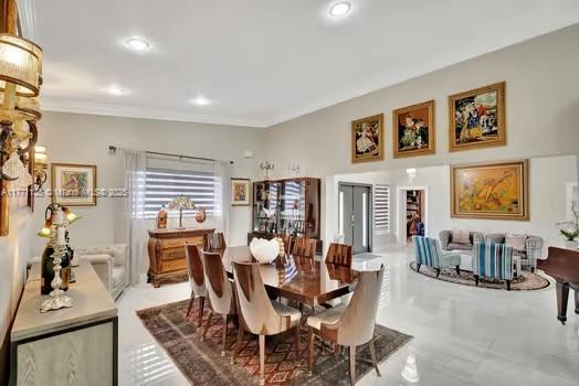 GREYKNOLL ESTATES - Residential
