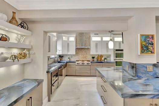 GREYKNOLL ESTATES - Residential