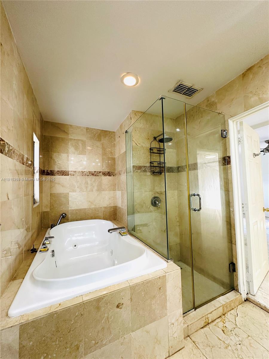 HILLS TRAIL GROVE - Residential Lease