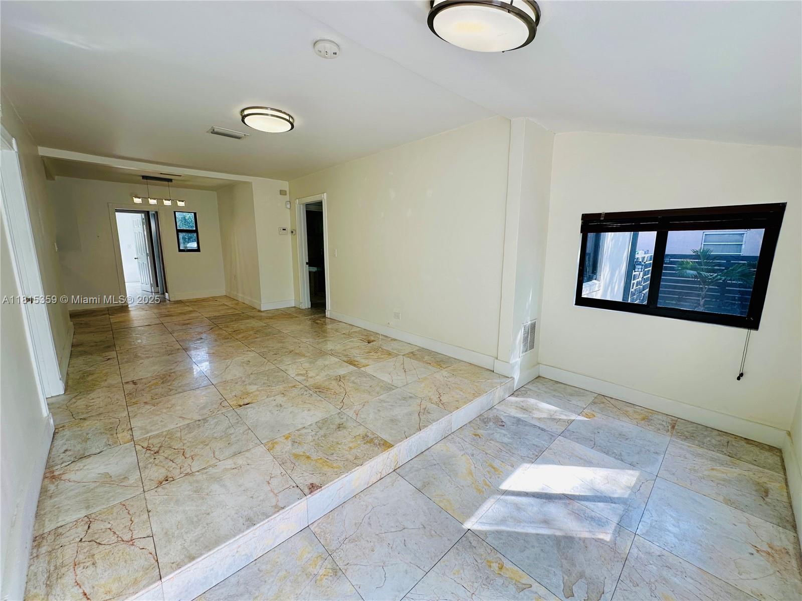 HILLS TRAIL GROVE - Residential Lease