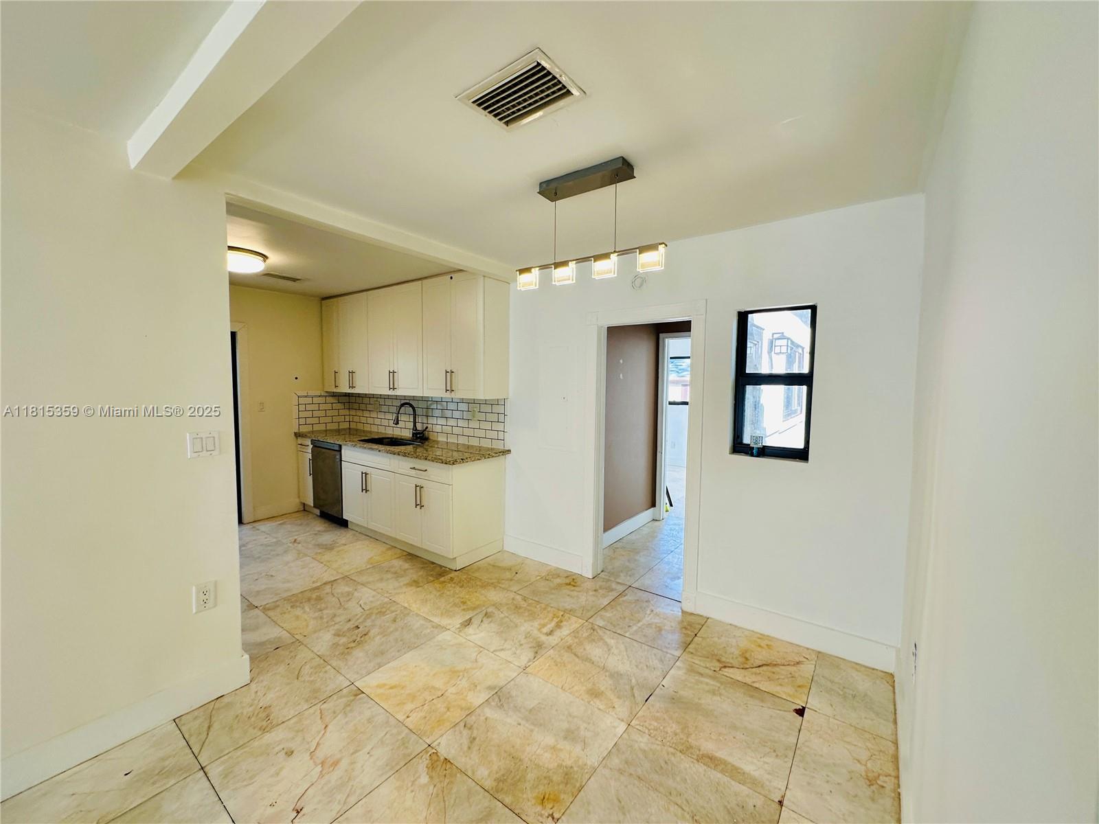HILLS TRAIL GROVE - Residential Lease