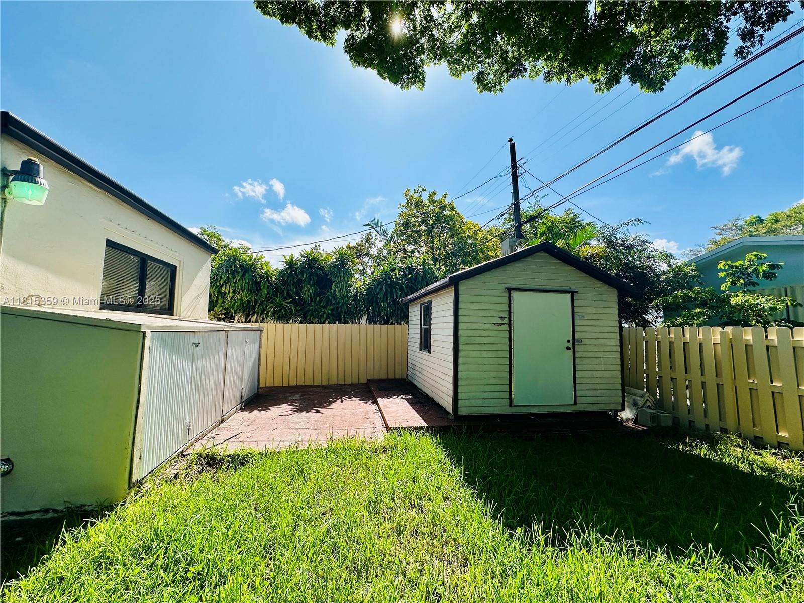 HILLS TRAIL GROVE - Residential Lease