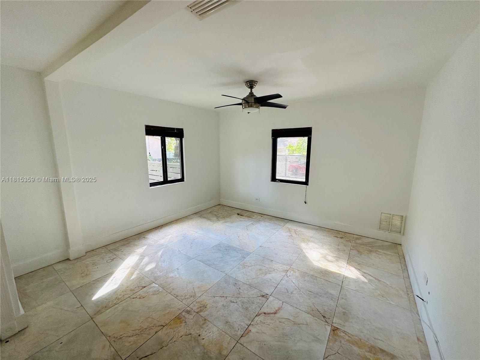 HILLS TRAIL GROVE - Residential Lease