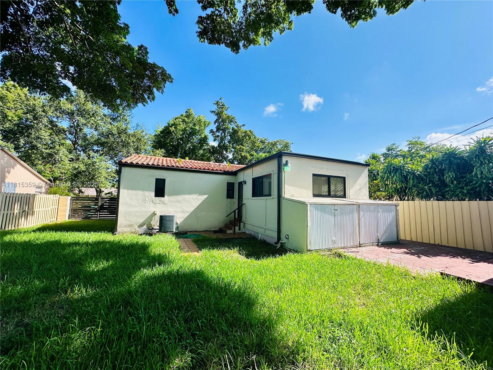 HILLS TRAIL GROVE - Residential Lease