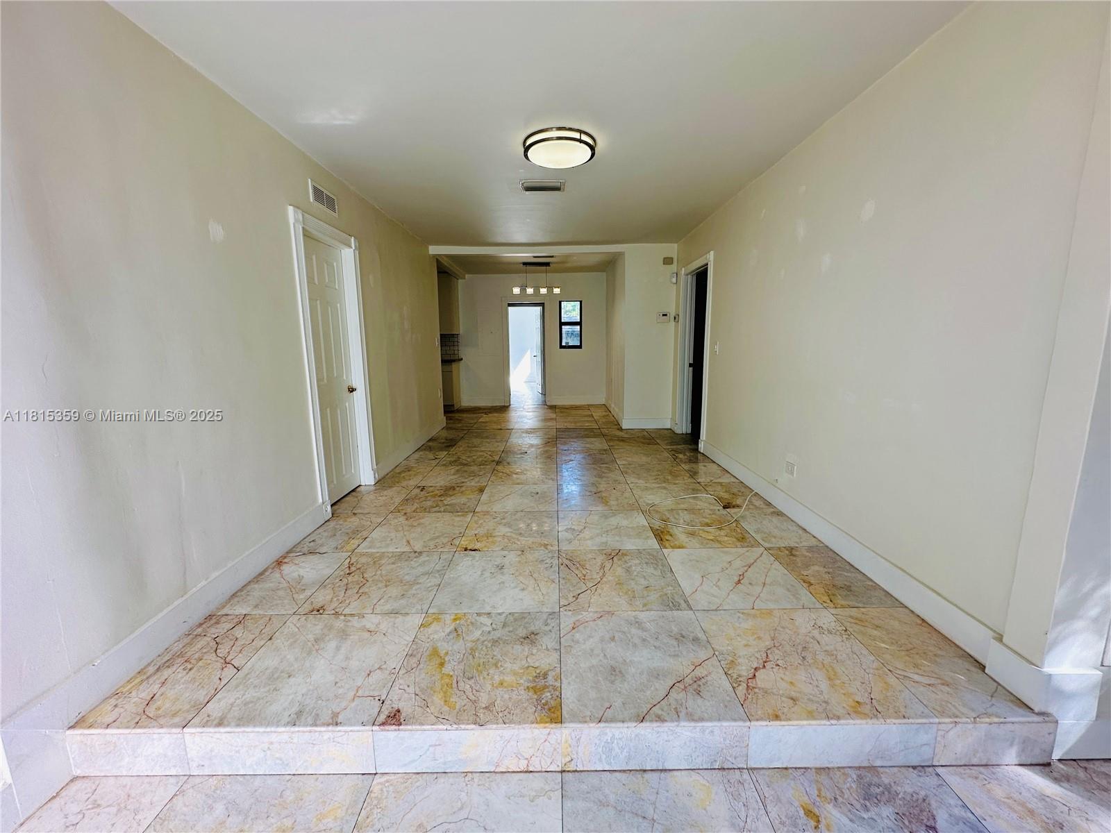 HILLS TRAIL GROVE - Residential Lease