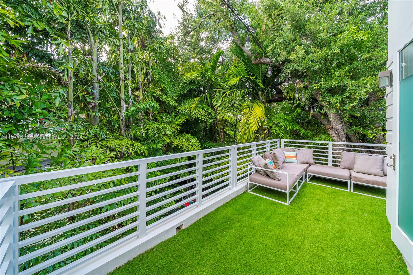 OCEAN VIEW HEIGHTS - Residential