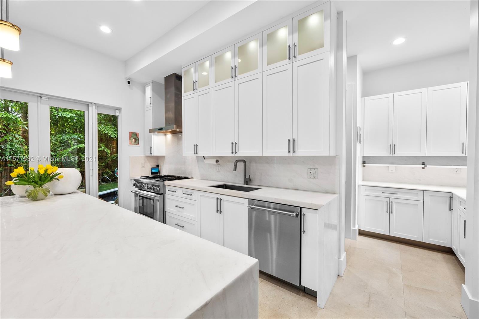 OCEAN VIEW HEIGHTS - Residential