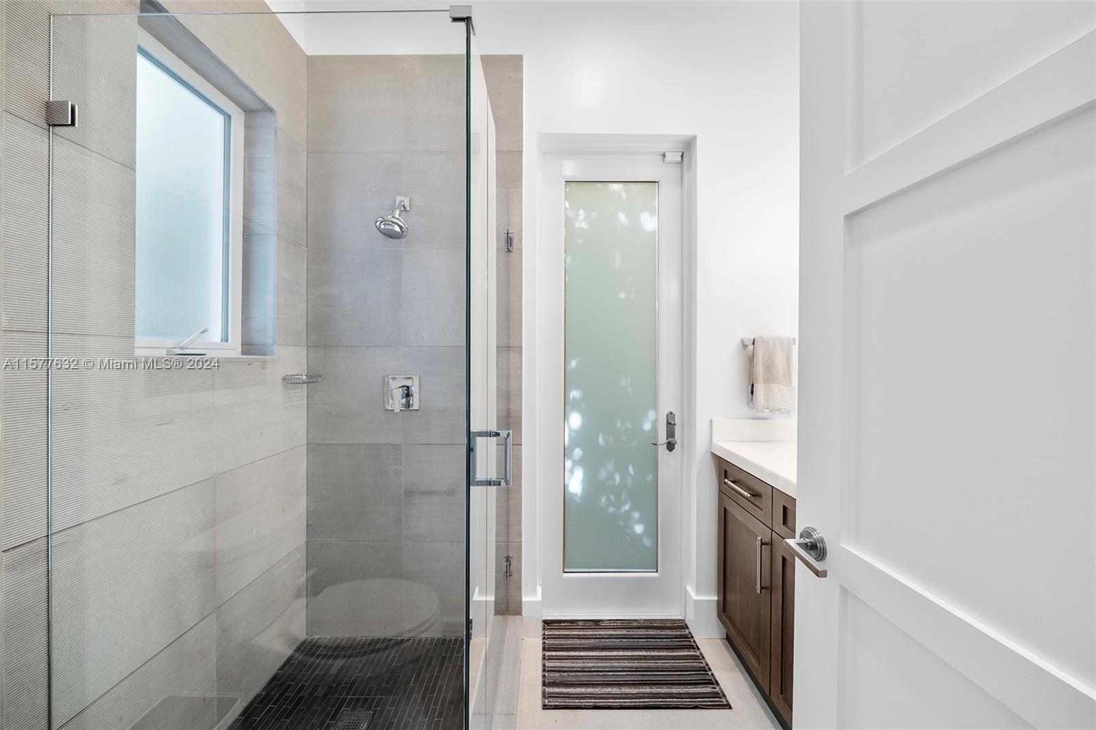 OCEAN VIEW HEIGHTS - Residential