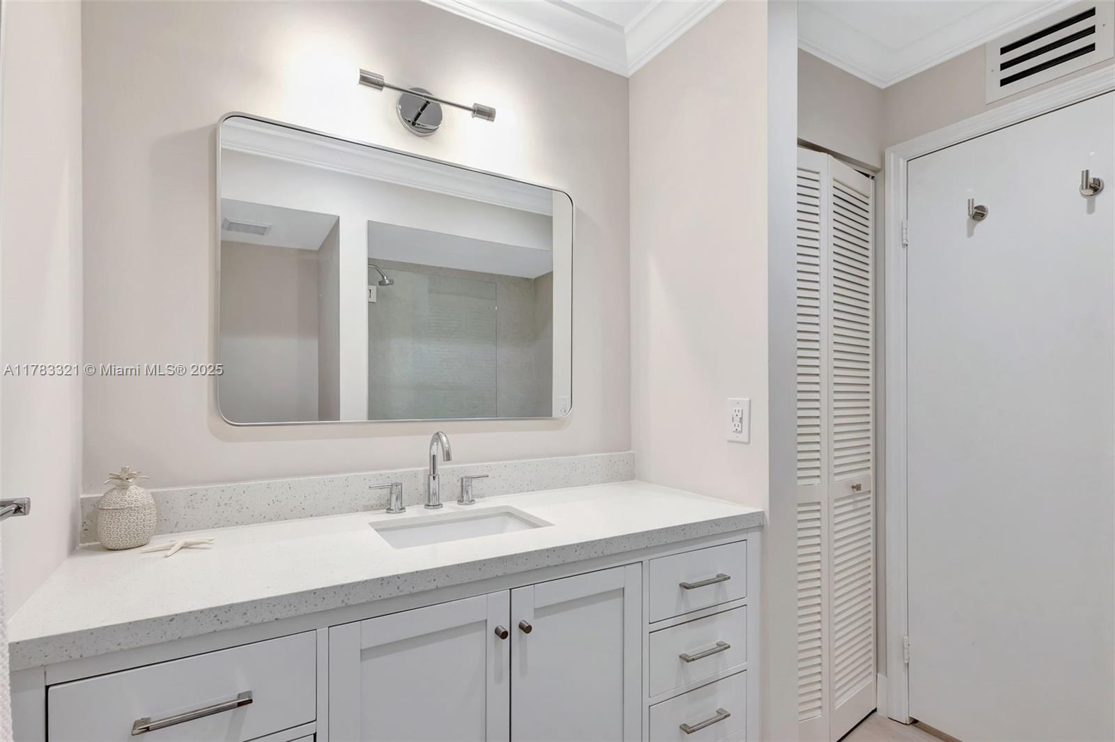 GOLF VILLAS CONDO - Residential Lease