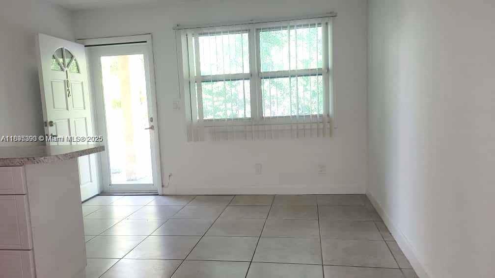 LA RIVE SUD CONDO - Residential Lease