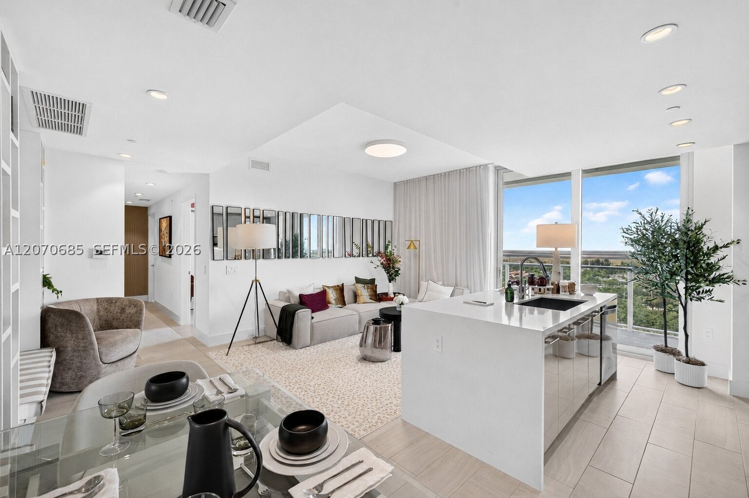 2000 Metropica Way 1901