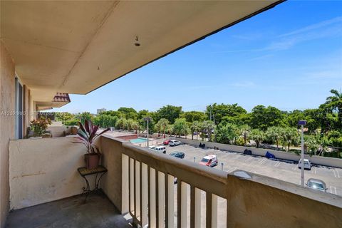 Tiny photo for 1800 Sans Souci Blvd #435, North Miami, FL 33181 (MLS # A12026887)