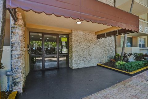 Tiny photo for 1800 Sans Souci Blvd #435, North Miami, FL 33181 (MLS # A12026887)