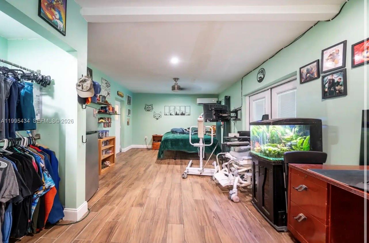 EVERGLADES LAND SALES CO - Residential