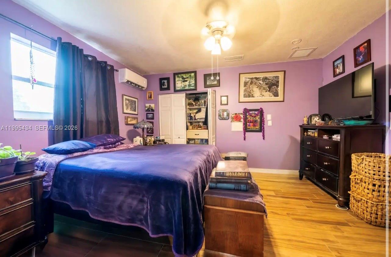 EVERGLADES LAND SALES CO - Residential