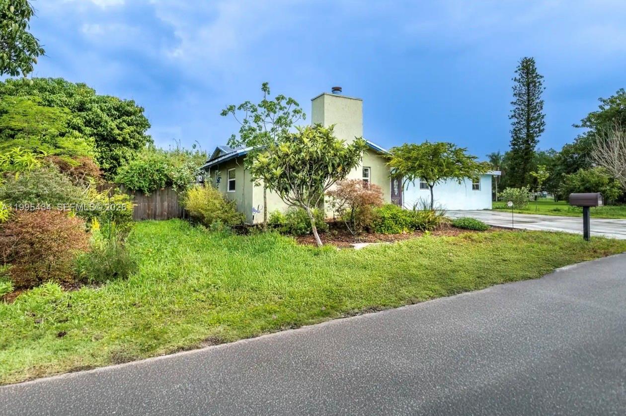 EVERGLADES LAND SALES CO - Residential