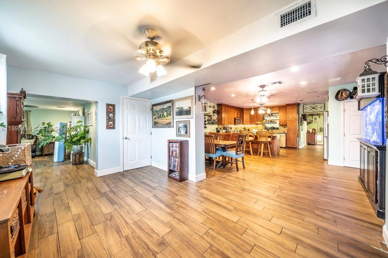 EVERGLADES LAND SALES CO - Residential