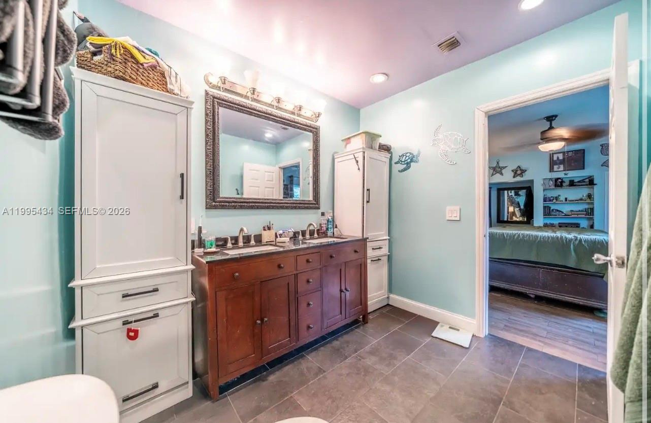 EVERGLADES LAND SALES CO - Residential