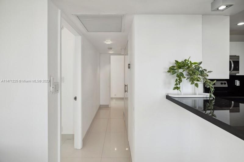 MIRADOR 1000 CONDO - Residential