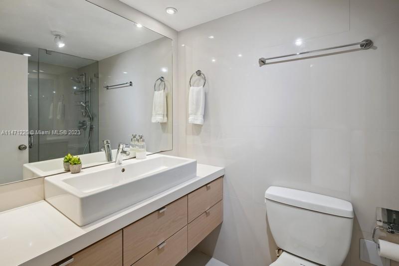 MIRADOR 1000 CONDO - Residential