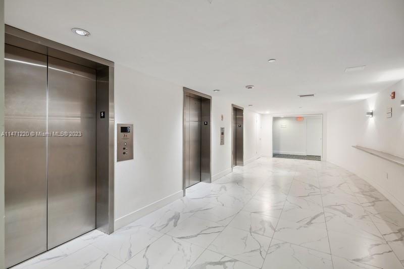 MIRADOR 1000 CONDO - Residential